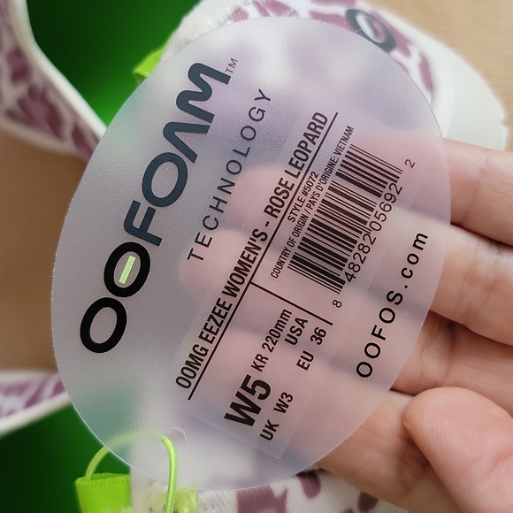Oofos Oomg Eezee Womens Slip-On Shoes Rose Leopard Print Size 5W - Picture 6 of 8